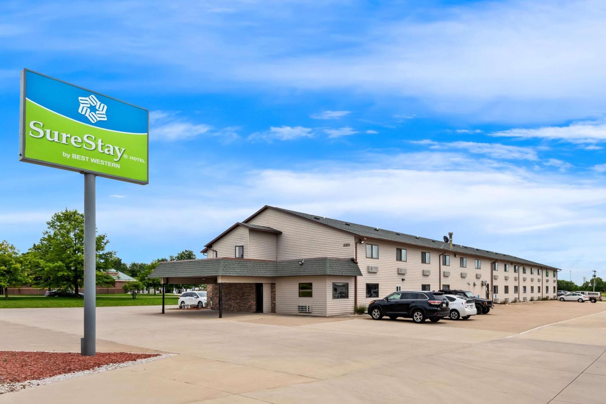 Surestay Hotel By Best Western Manchester Exterior photo